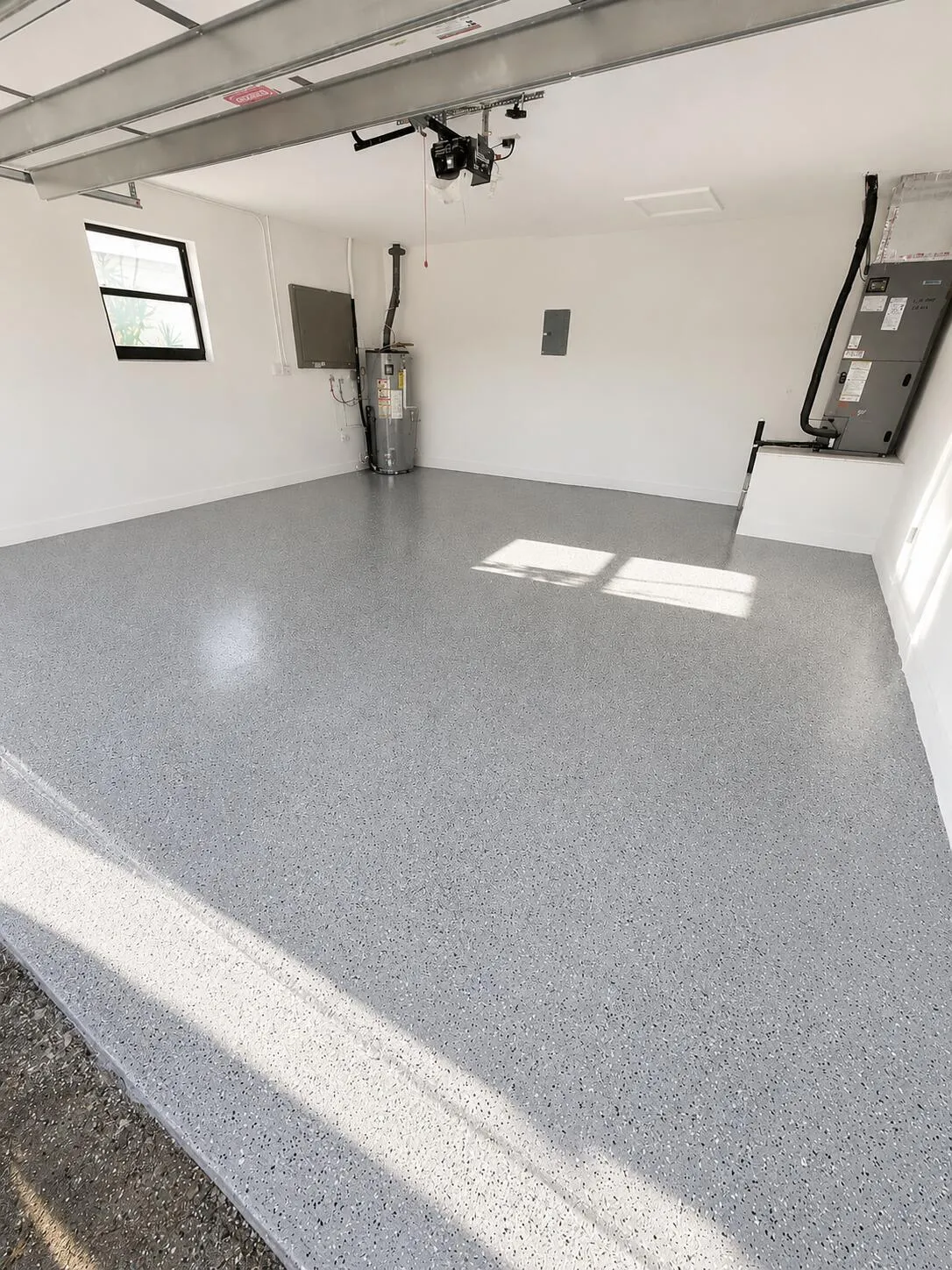 2 CAR GARAGE
