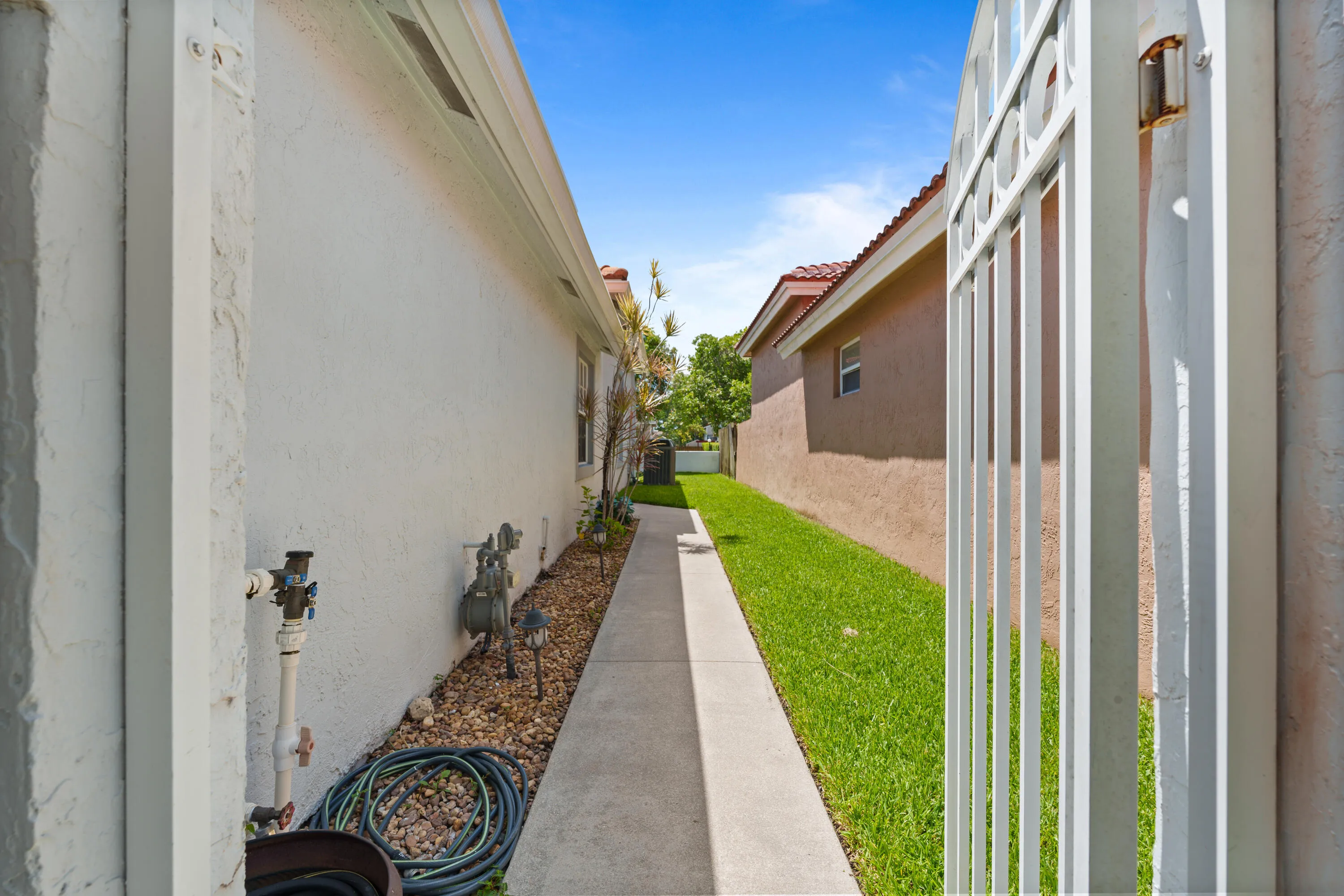 Enterance walkway