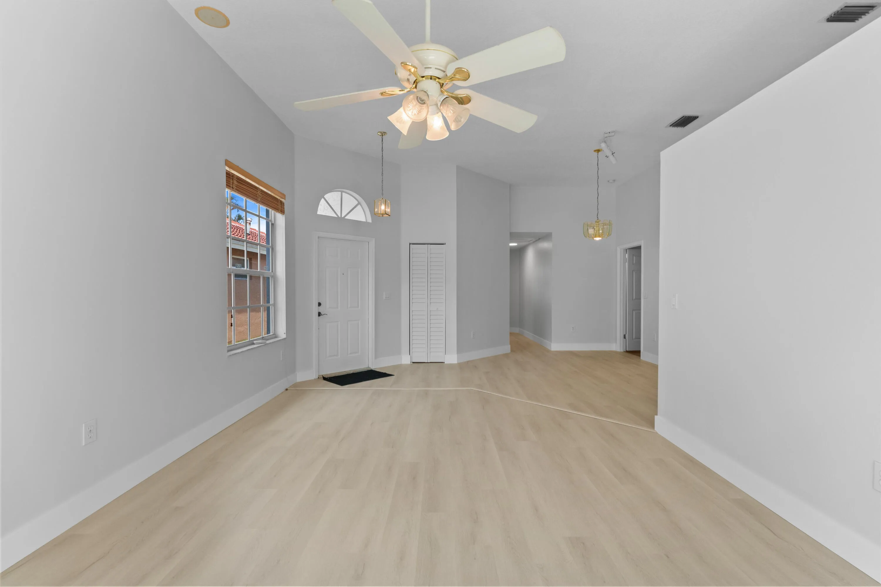 Living Room Main Enterance