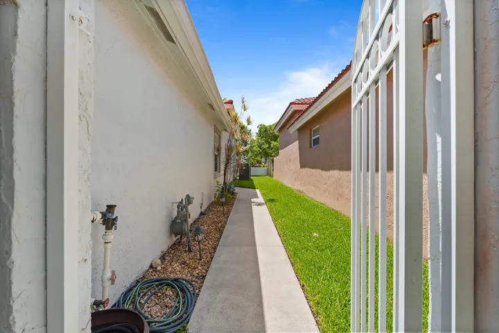 Enterance walkway