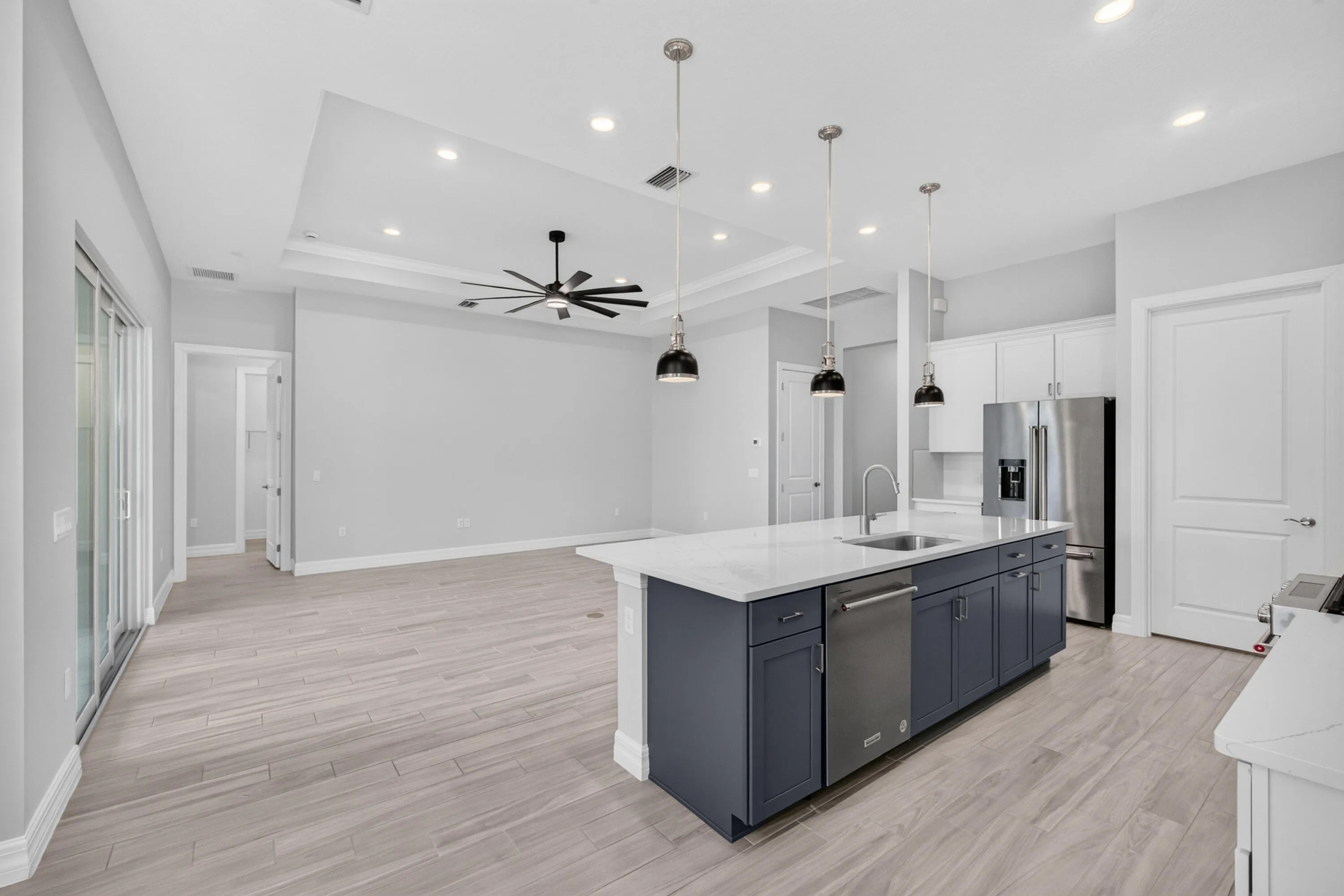 KITCHEN III • ISLAND