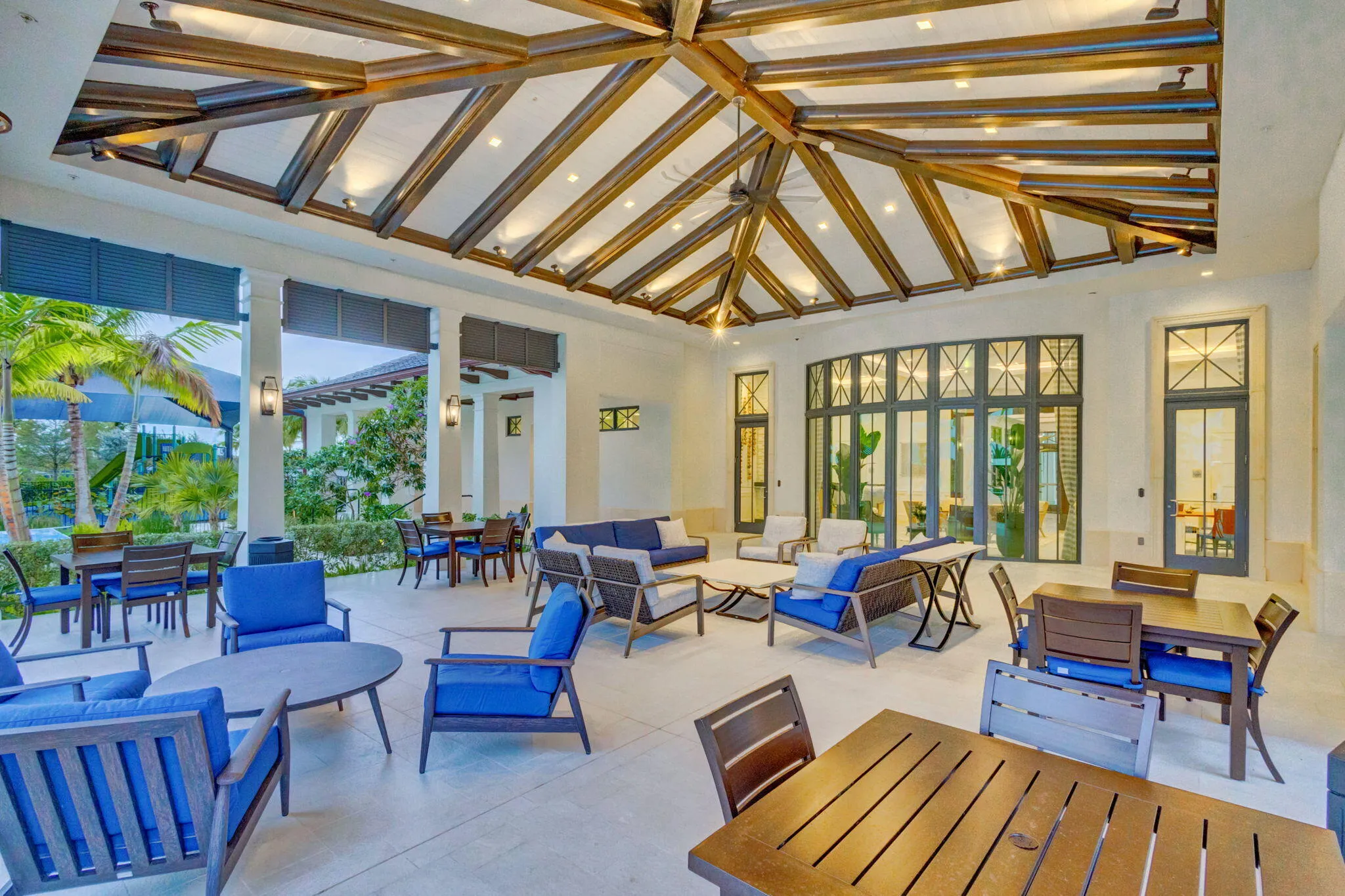 CLUBHOUSE