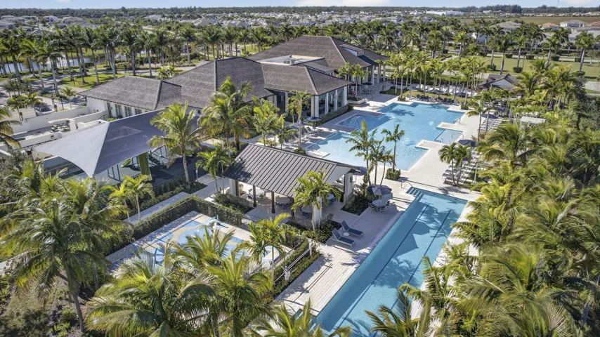 CLUBHOUSE III