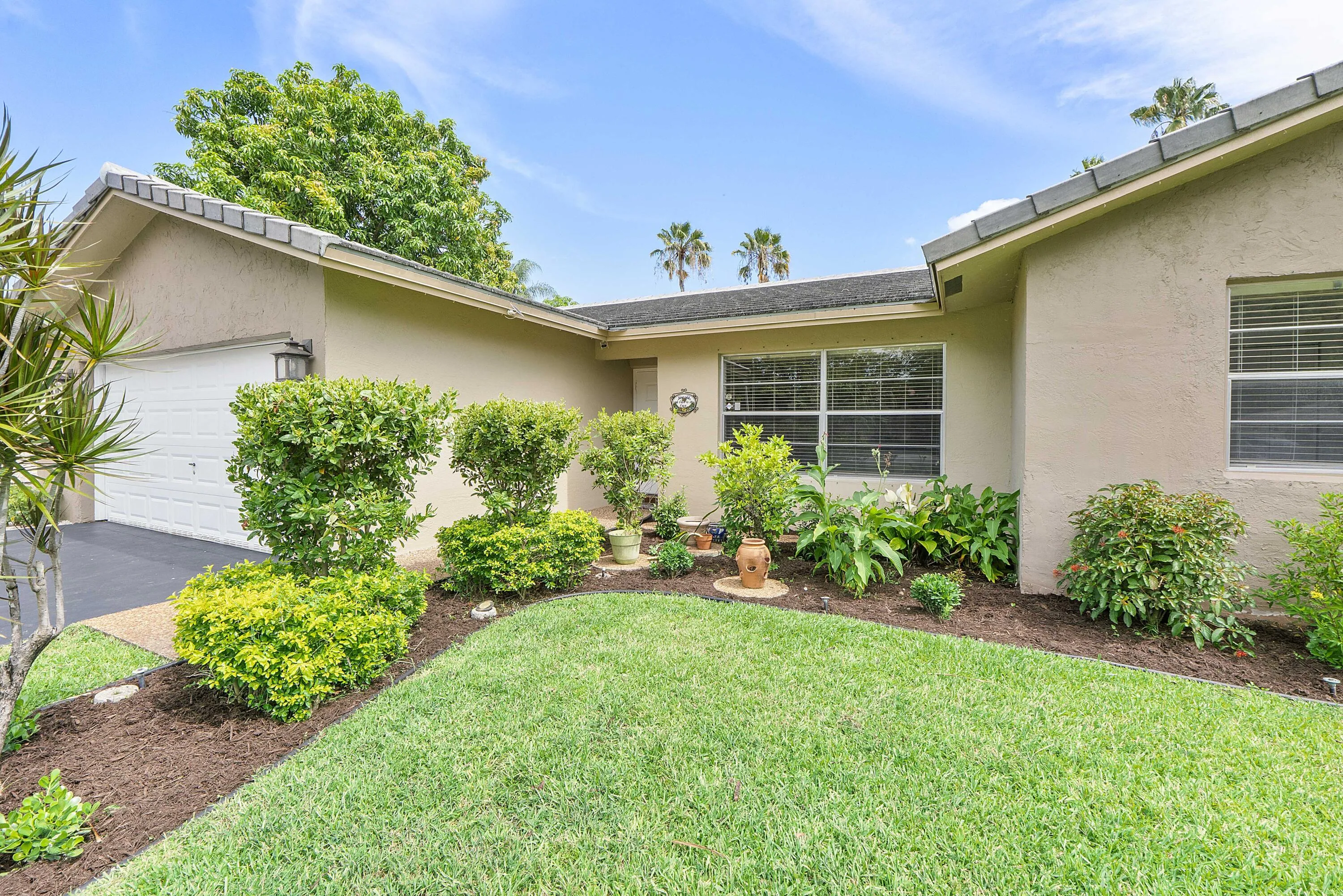 11454 Nw 41st St_006