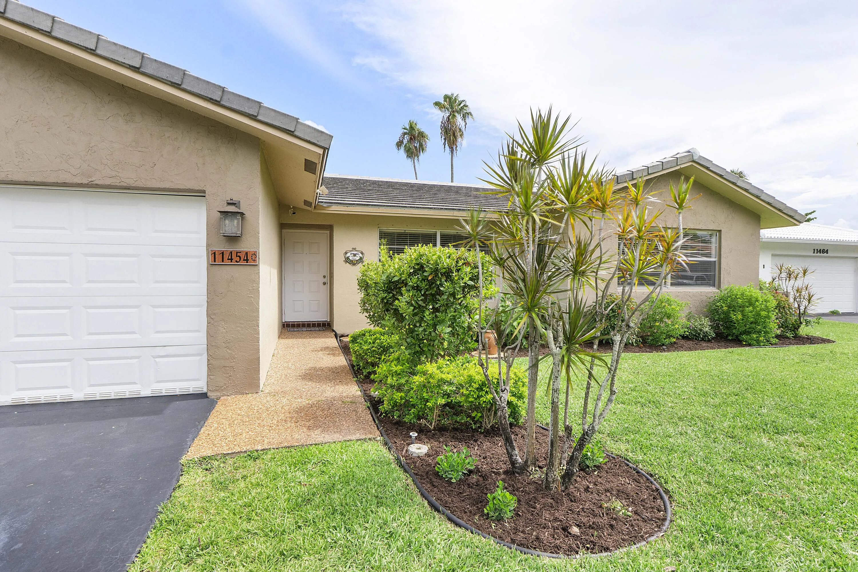 11454 Nw 41st St_004