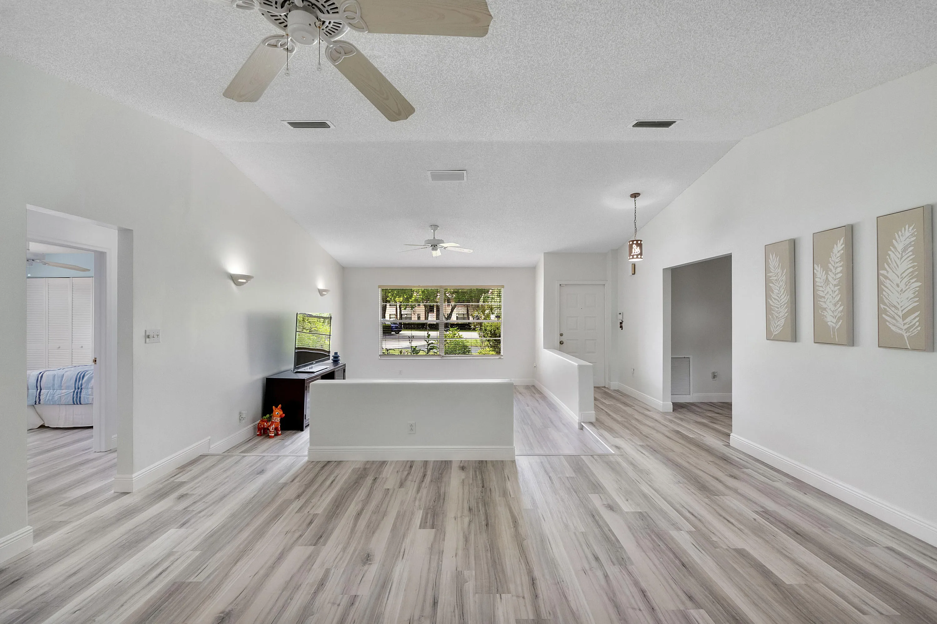 11454 Nw 41st St_035