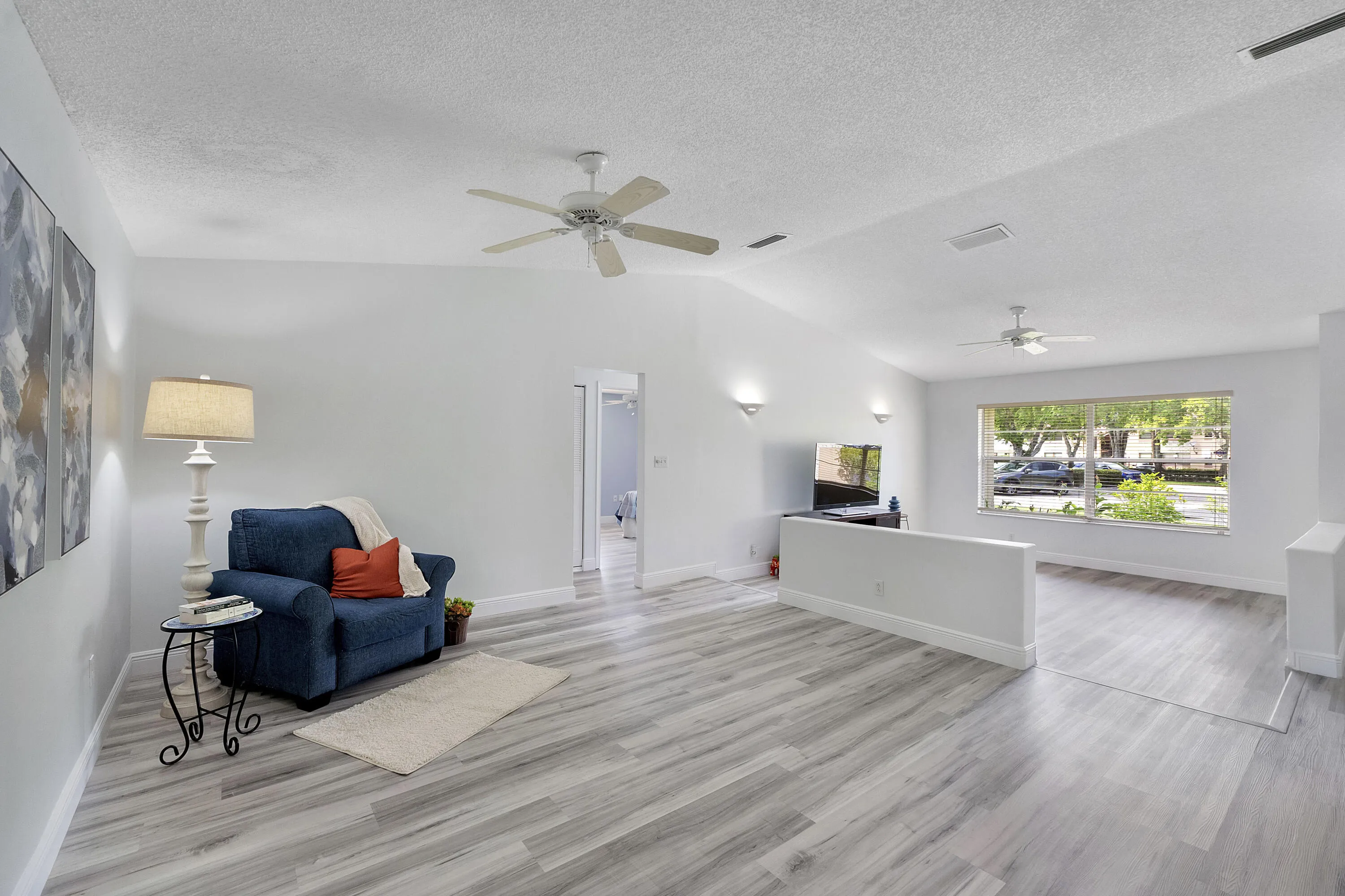 11454 Nw 41st St_021
