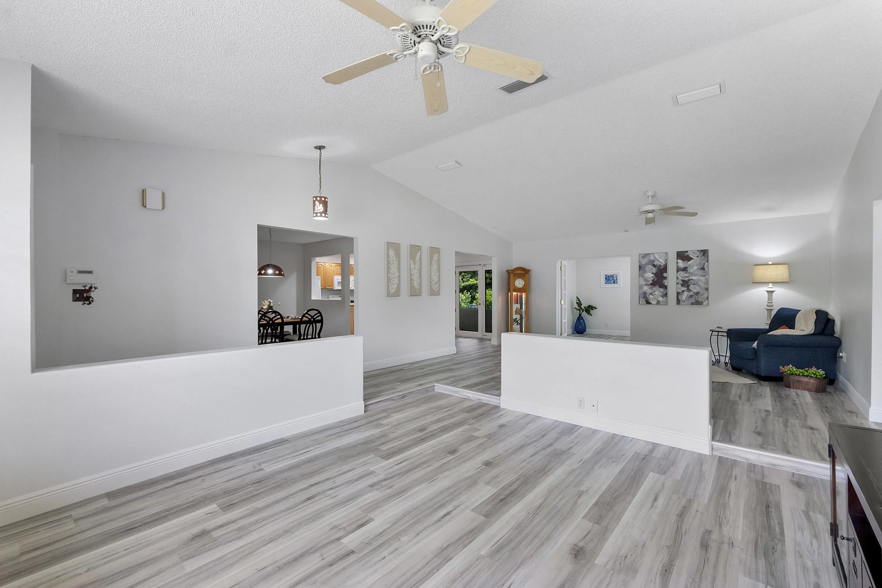 11454 Nw 41st St_016