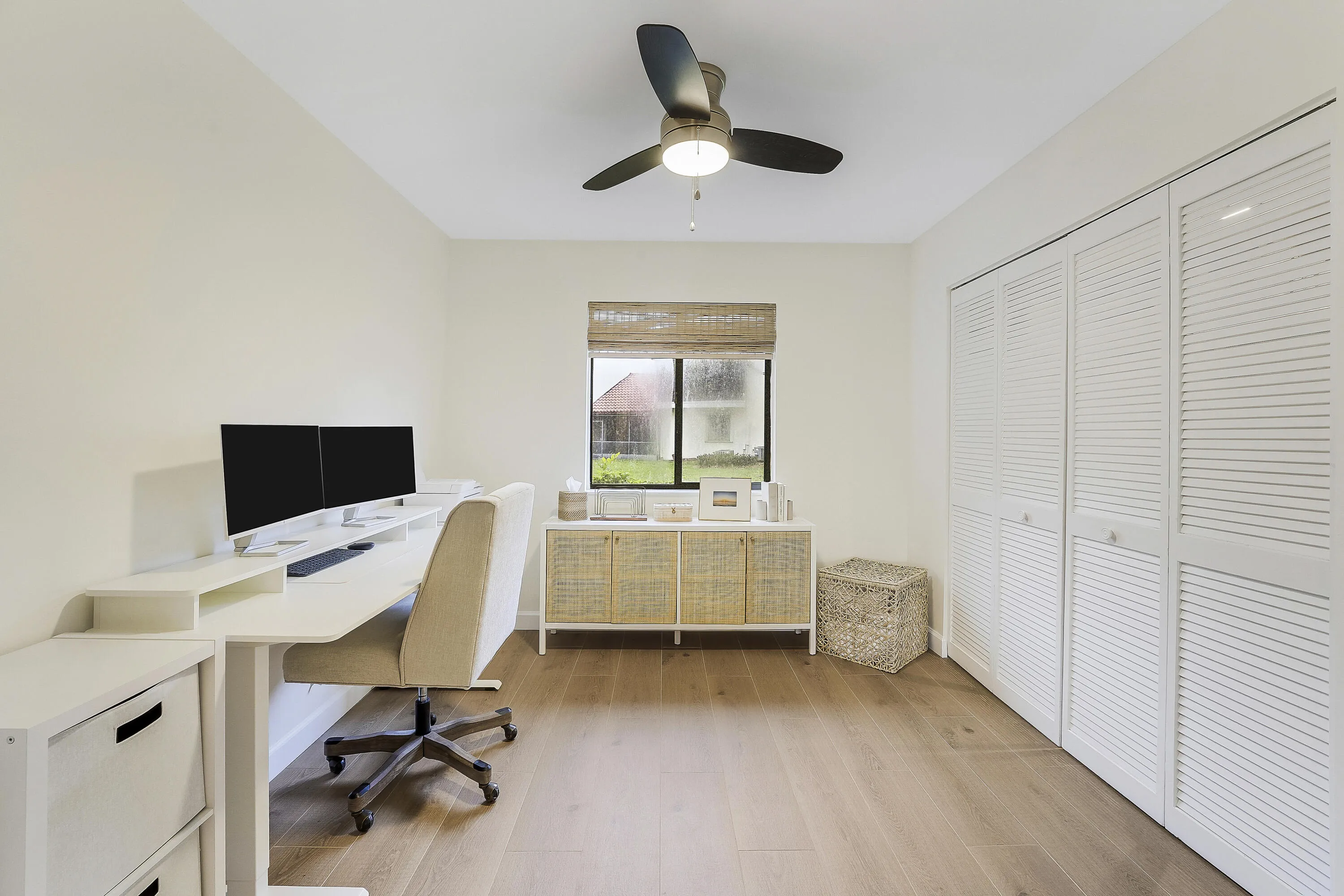 2nd bedroom