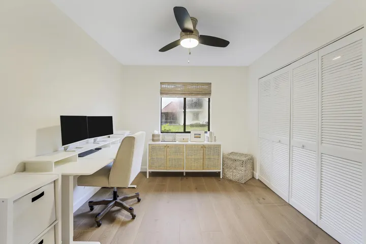 2nd bedroom