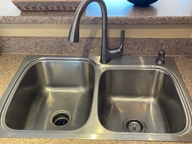 DEEP BOWL SINK