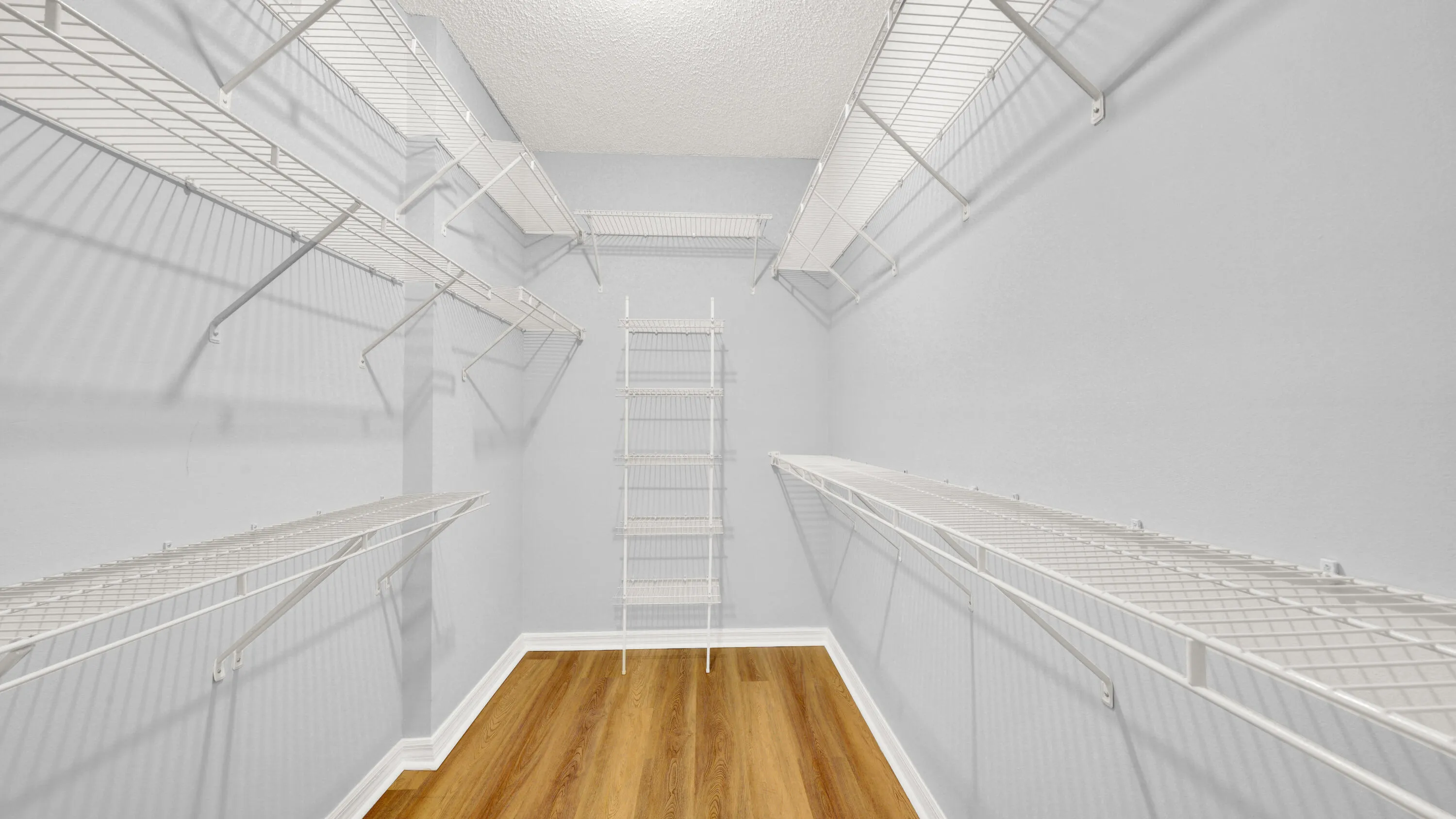 Master Room Walk-in Closet