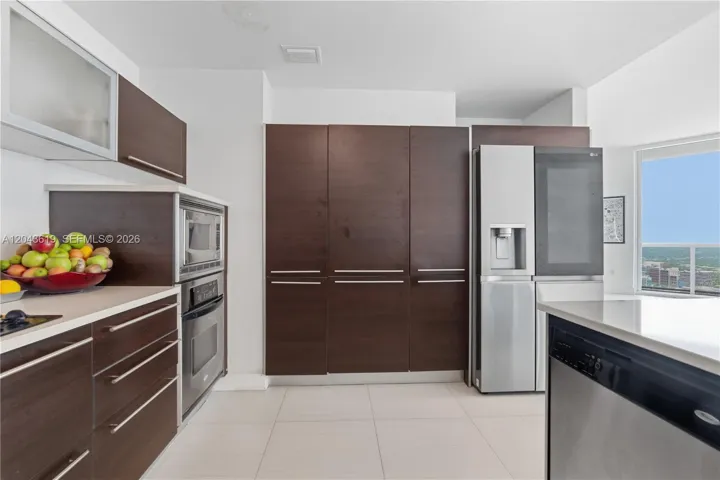 Kitchen Side