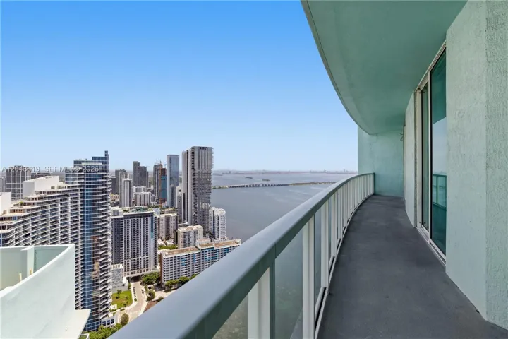 Balcony Money Shot