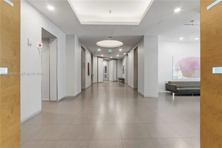 lobby elevator