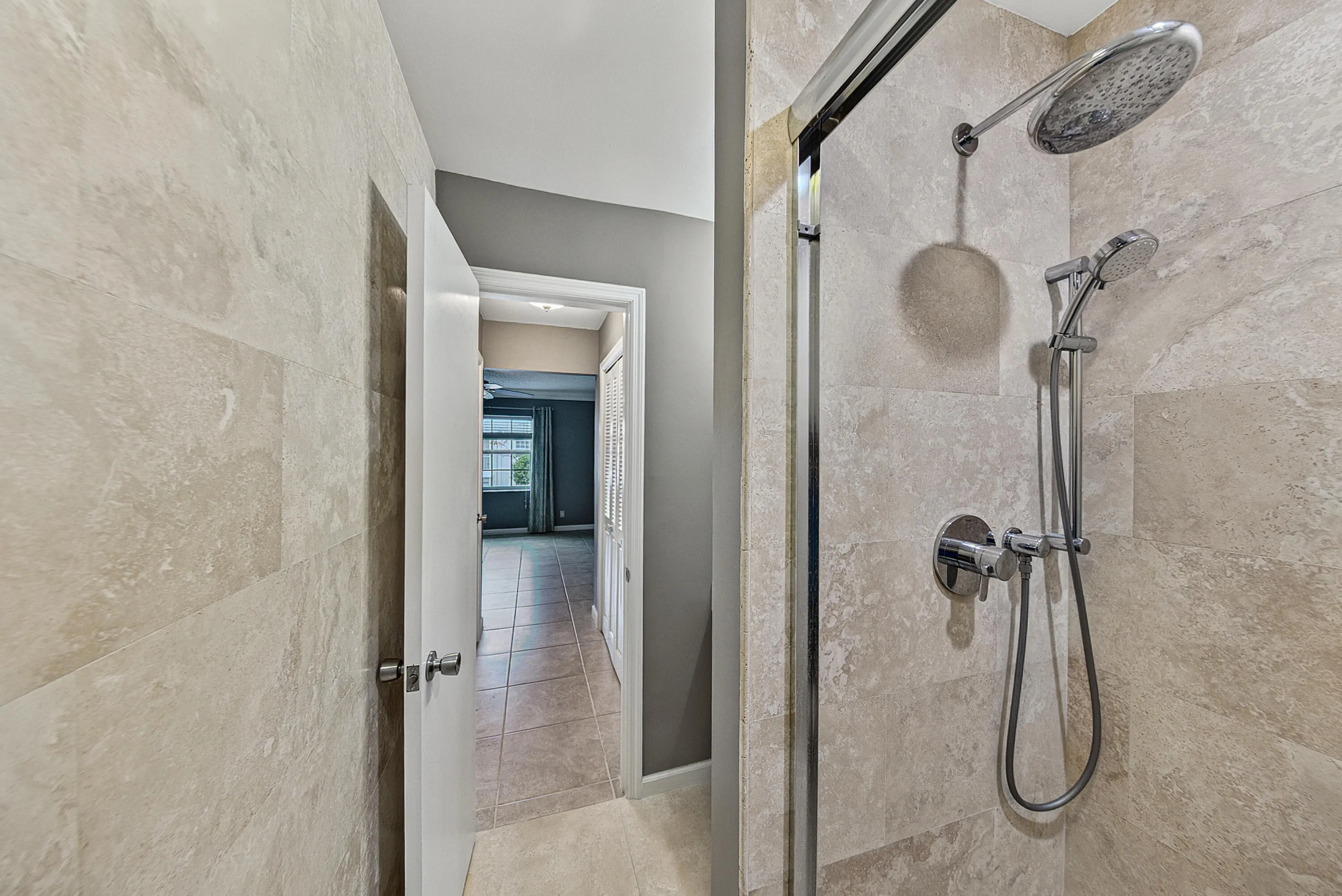 Remideled Primary Bath