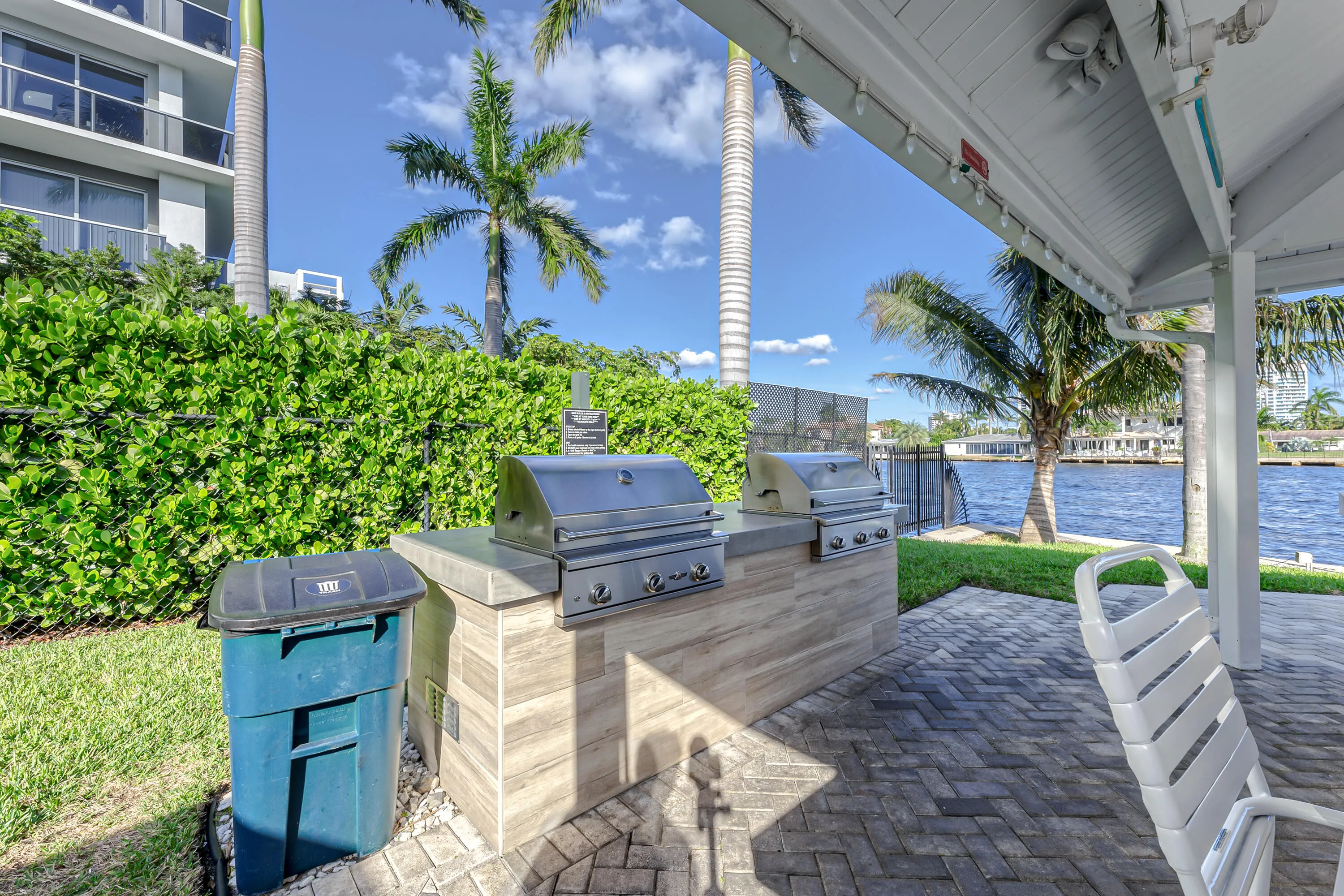 Gazebo/BBQ on the Intercoastal