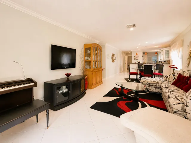 3. livingroom wide view