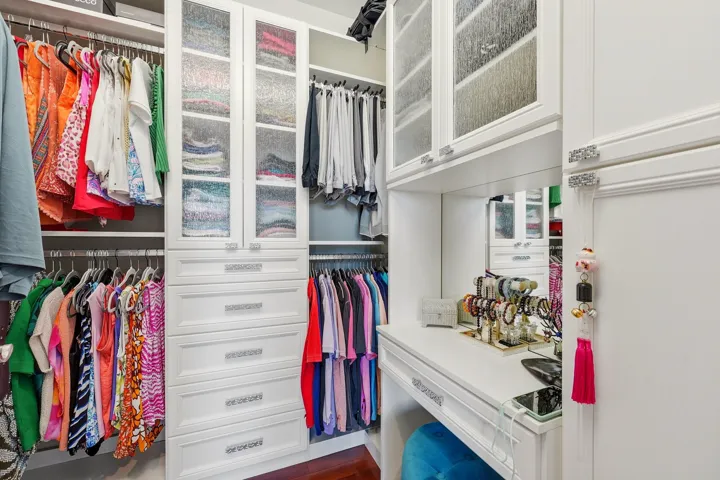 custom closets