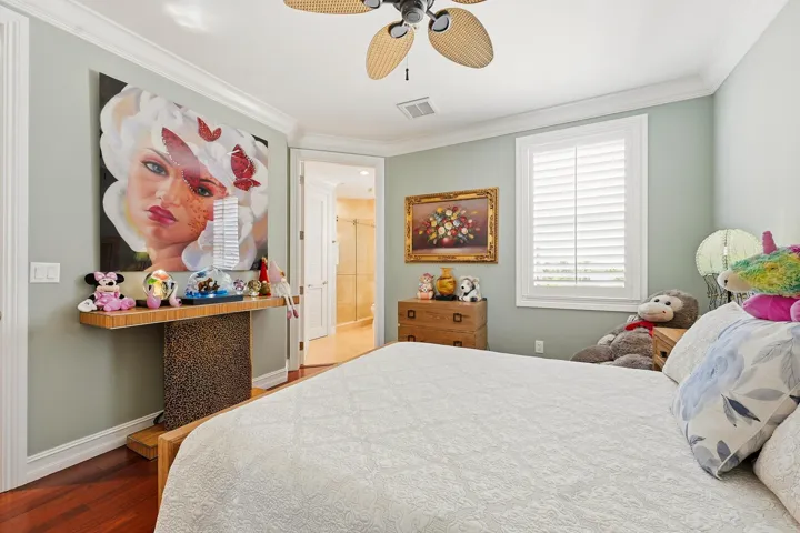 Bedroom 2 en suite