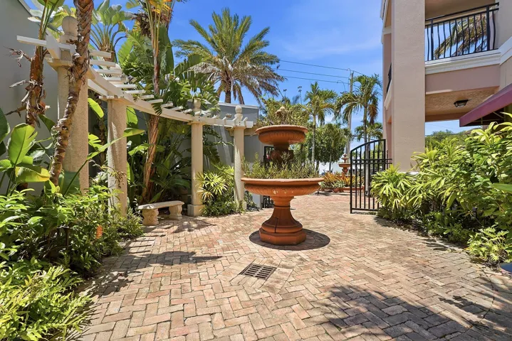 Beautiful Courtyard