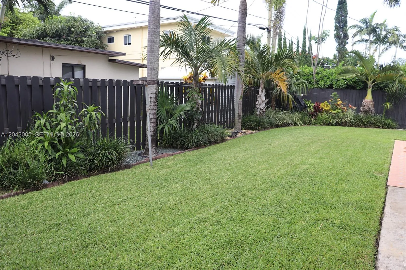 Property photo 33