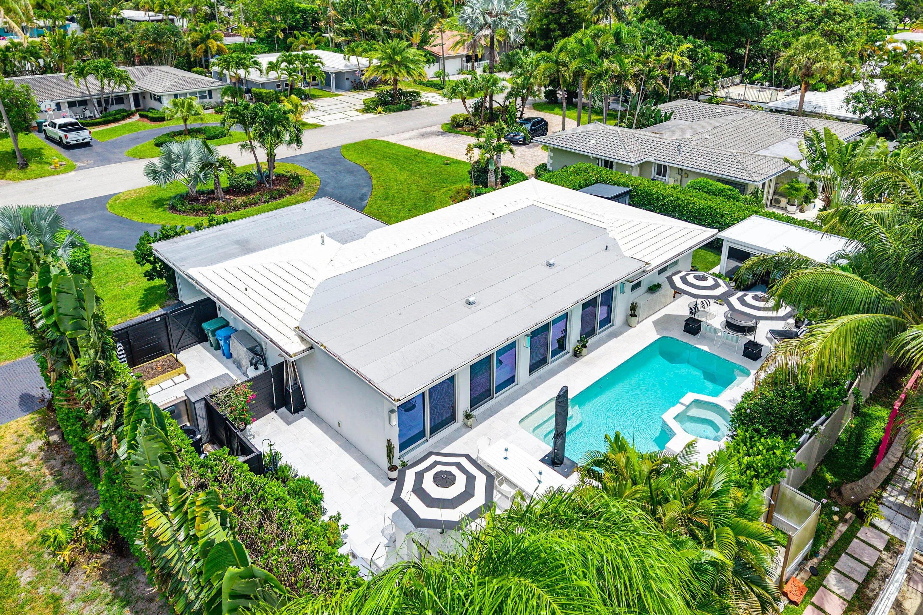 040-3481Northeast18thAvenue-OaklandPark-