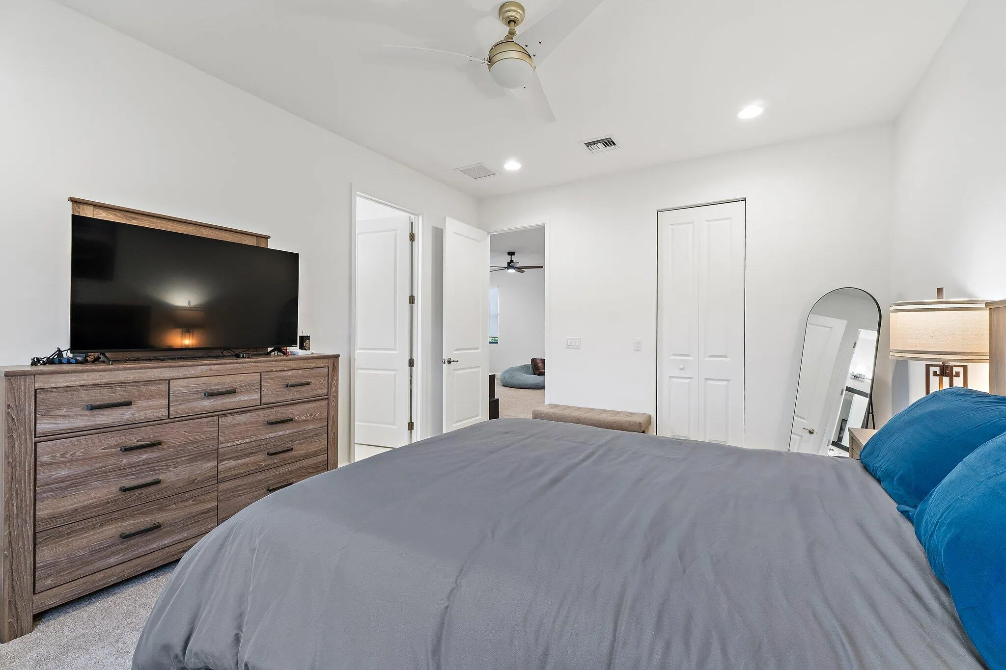 037-16378SeaTurtlePl-WestPalmBeach-SMALL