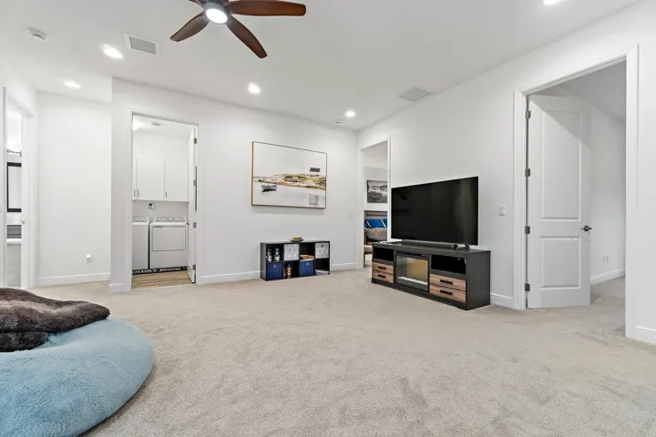029-16378SeaTurtlePl-WestPalmBeach-SMALL