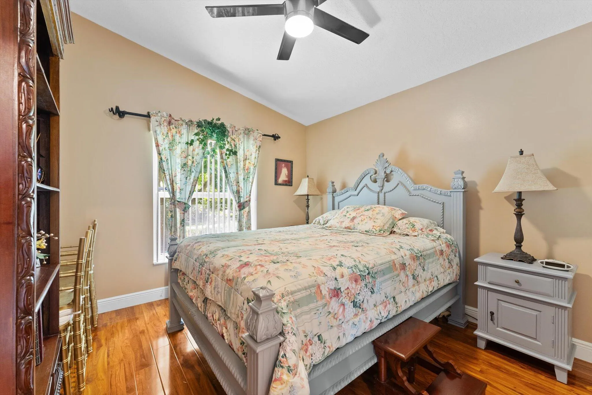 guest bedroom 2