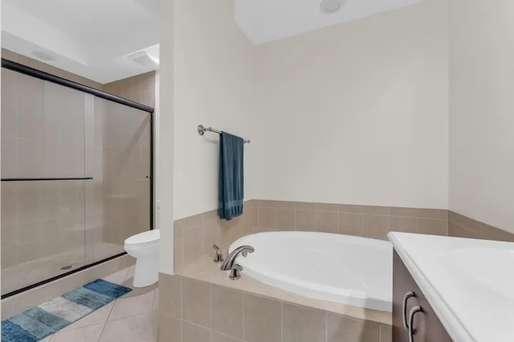 bathroom2