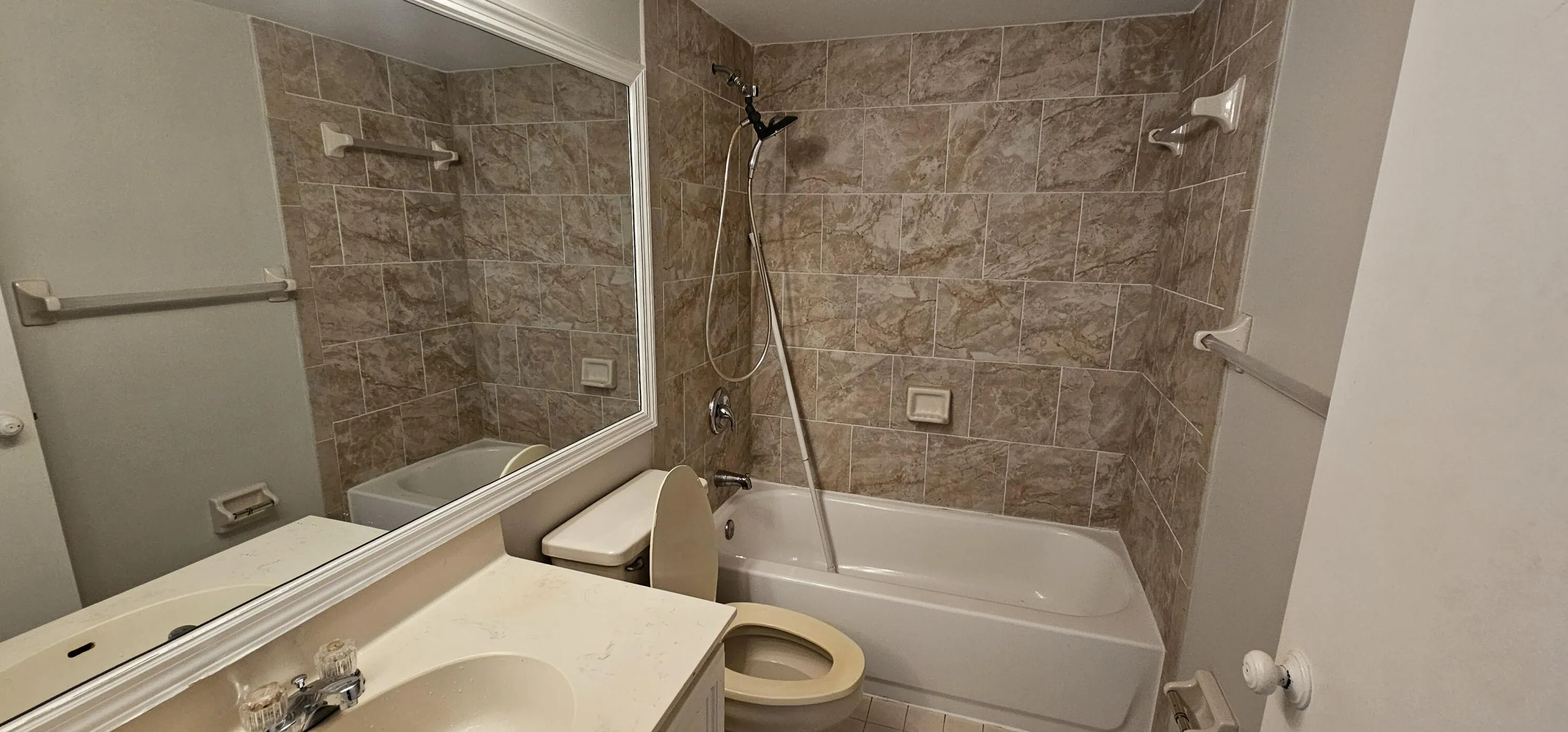 2nd bathroom