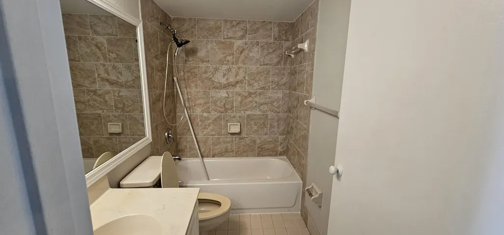 2nd bathroom