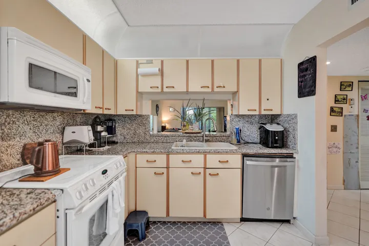 Lots of Cabinets
