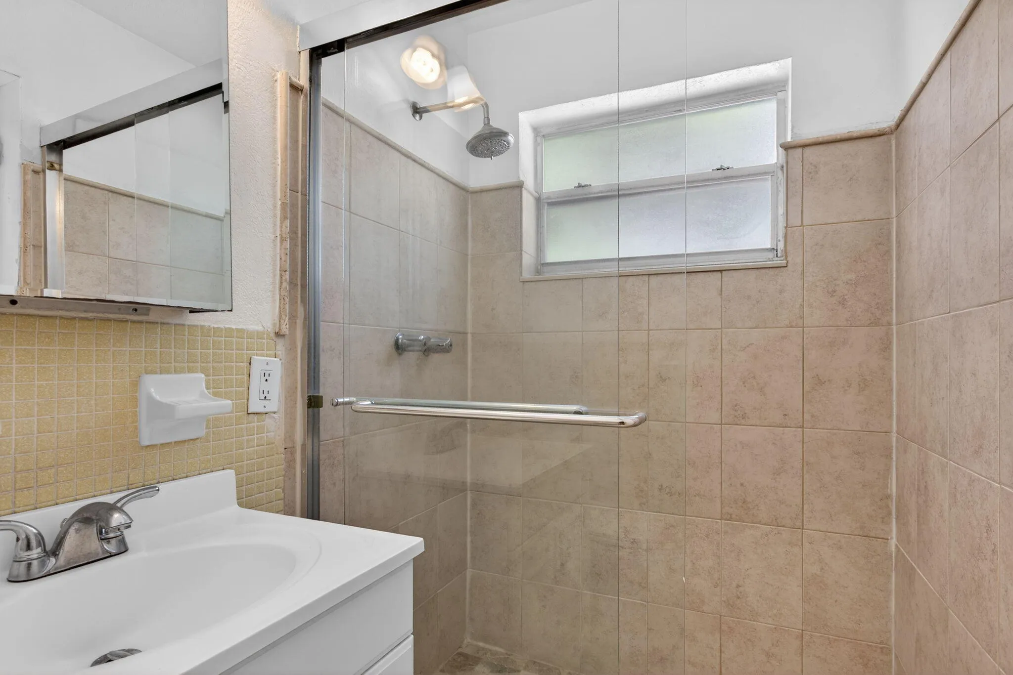 38-web-or-mls-6382-8238
