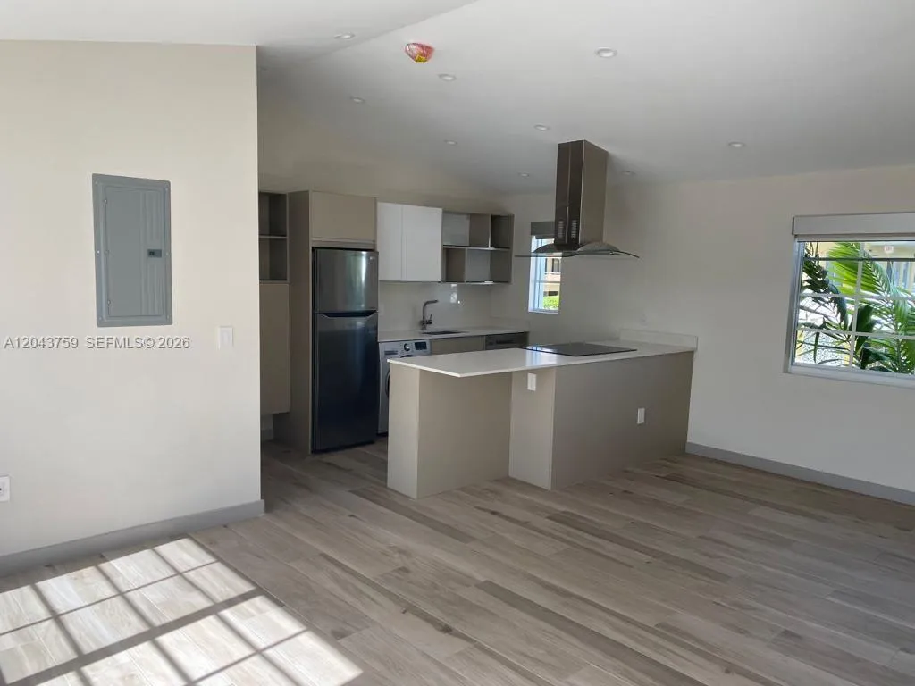 Property photo 44