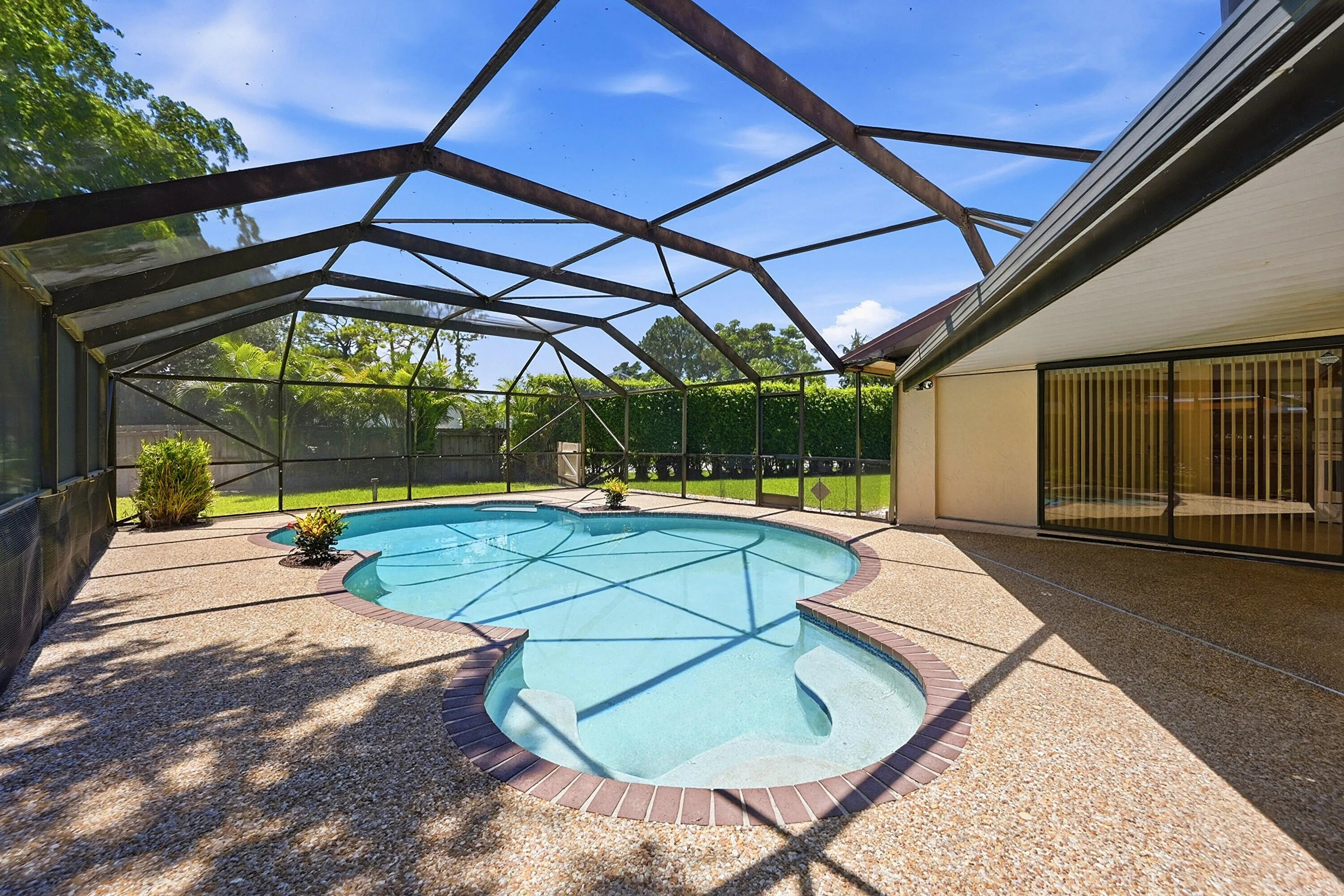 Screened in patio