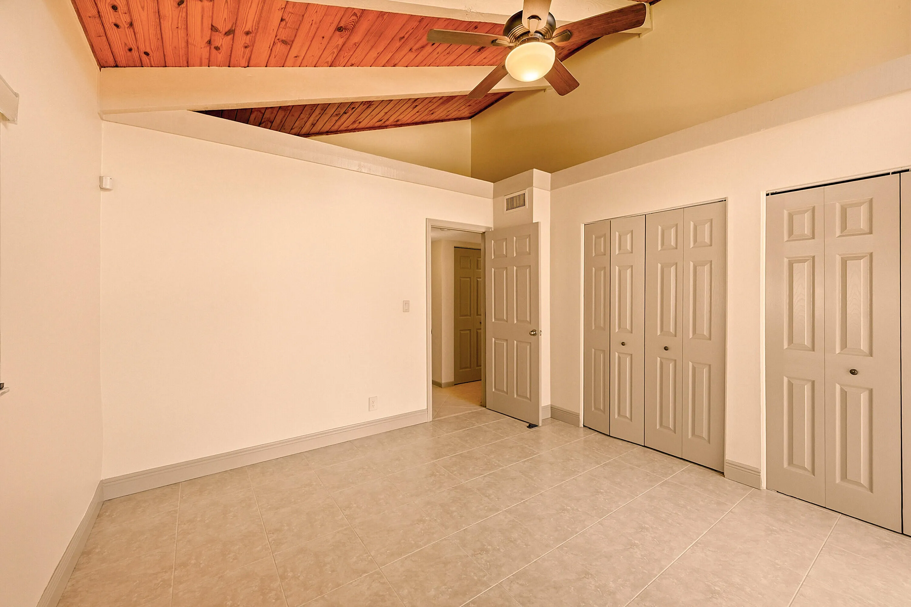 Lots of closet space