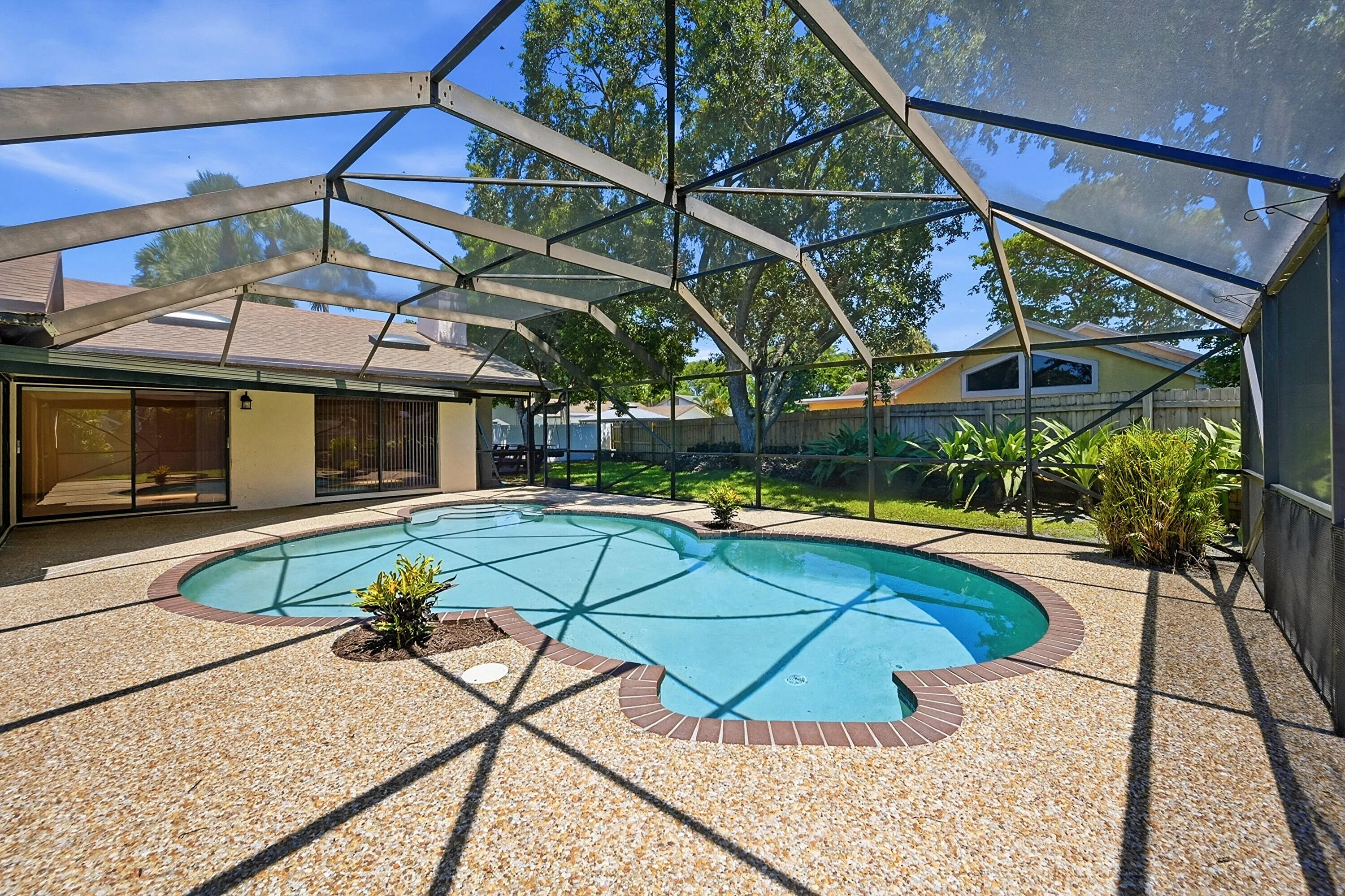 Lots of sun but also shaded area with overhang