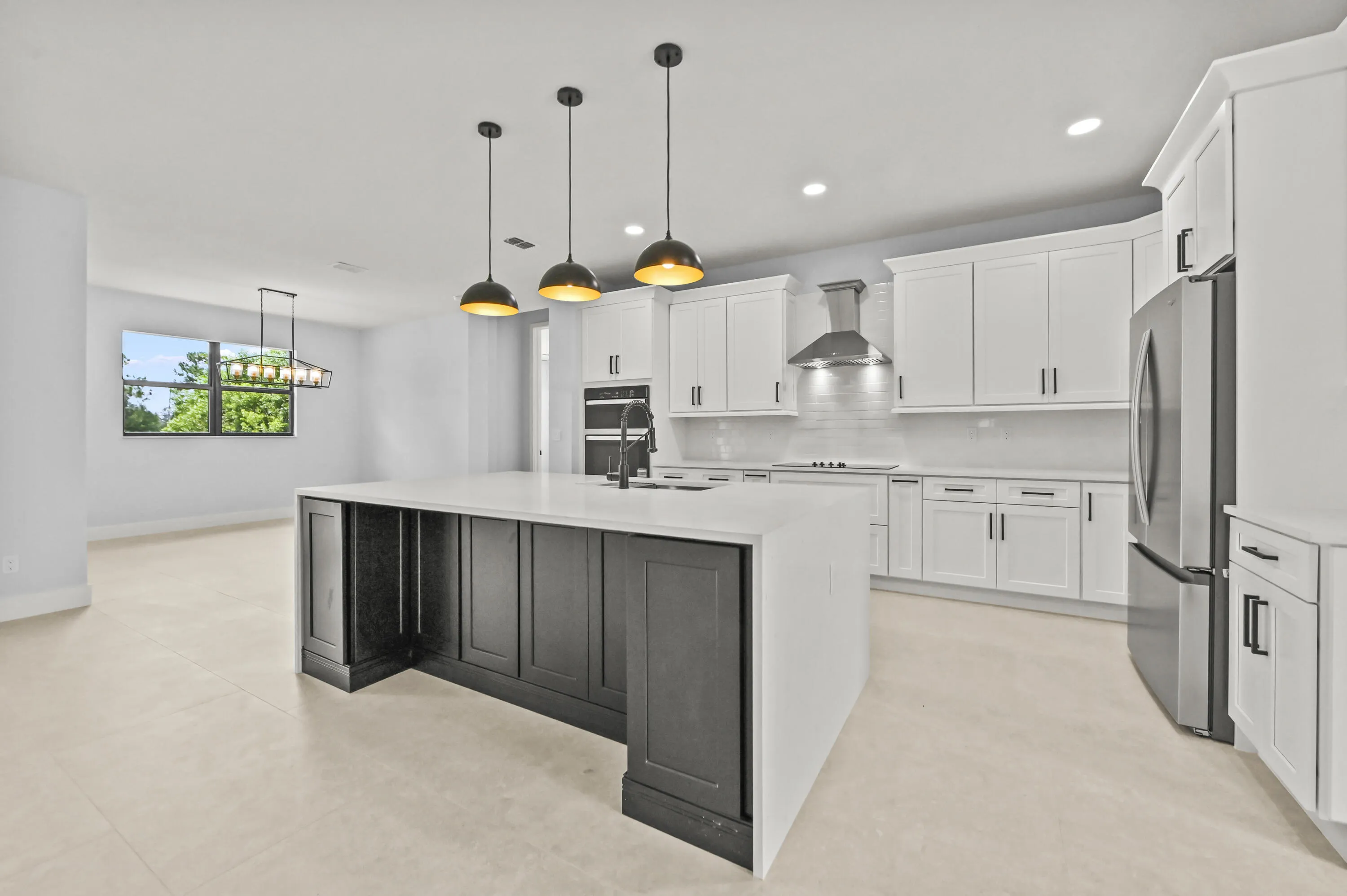10 Kitchen 02