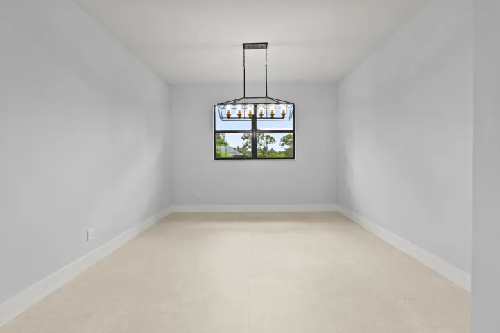 13 Dining room 01
