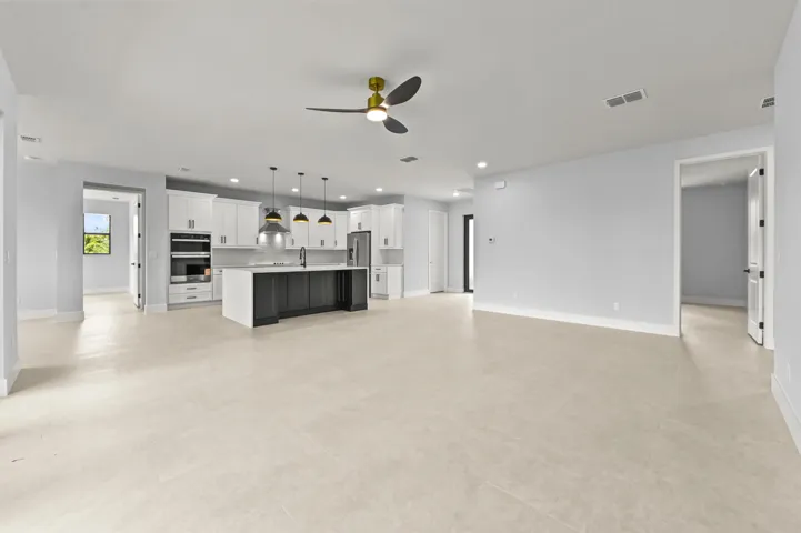 08 Living room 04