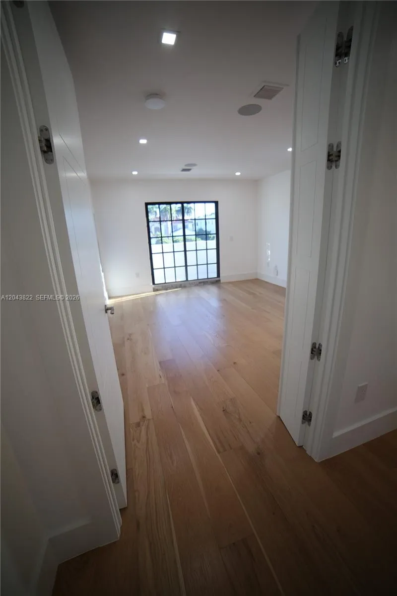 Photo 85