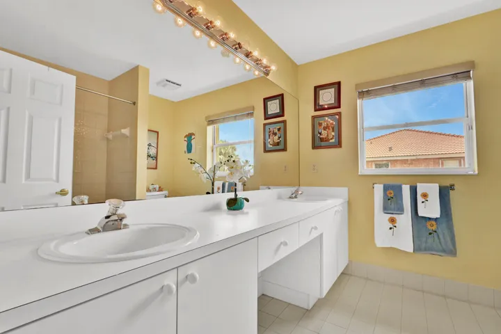 Bathroom 2nd Floor