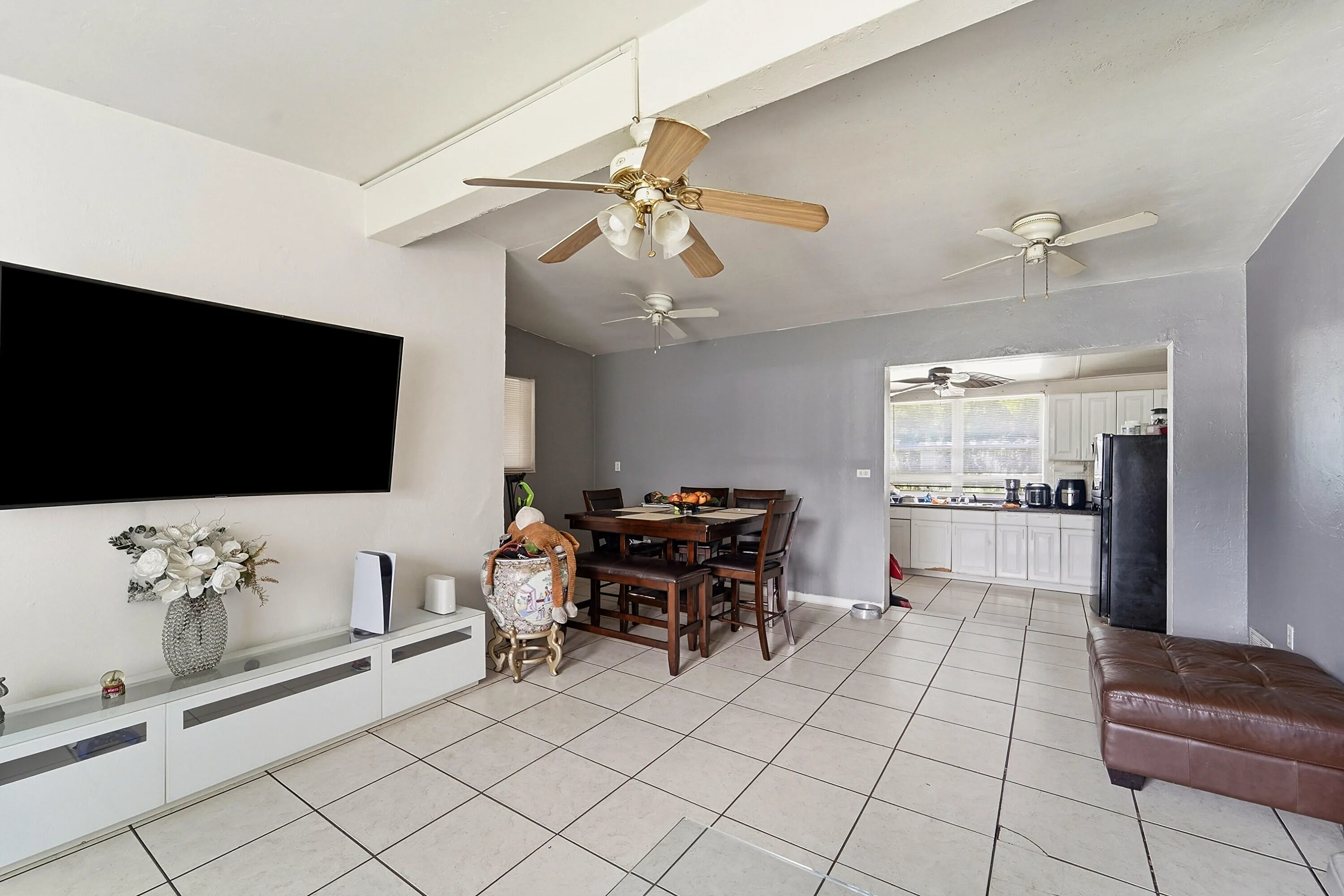 04_living room