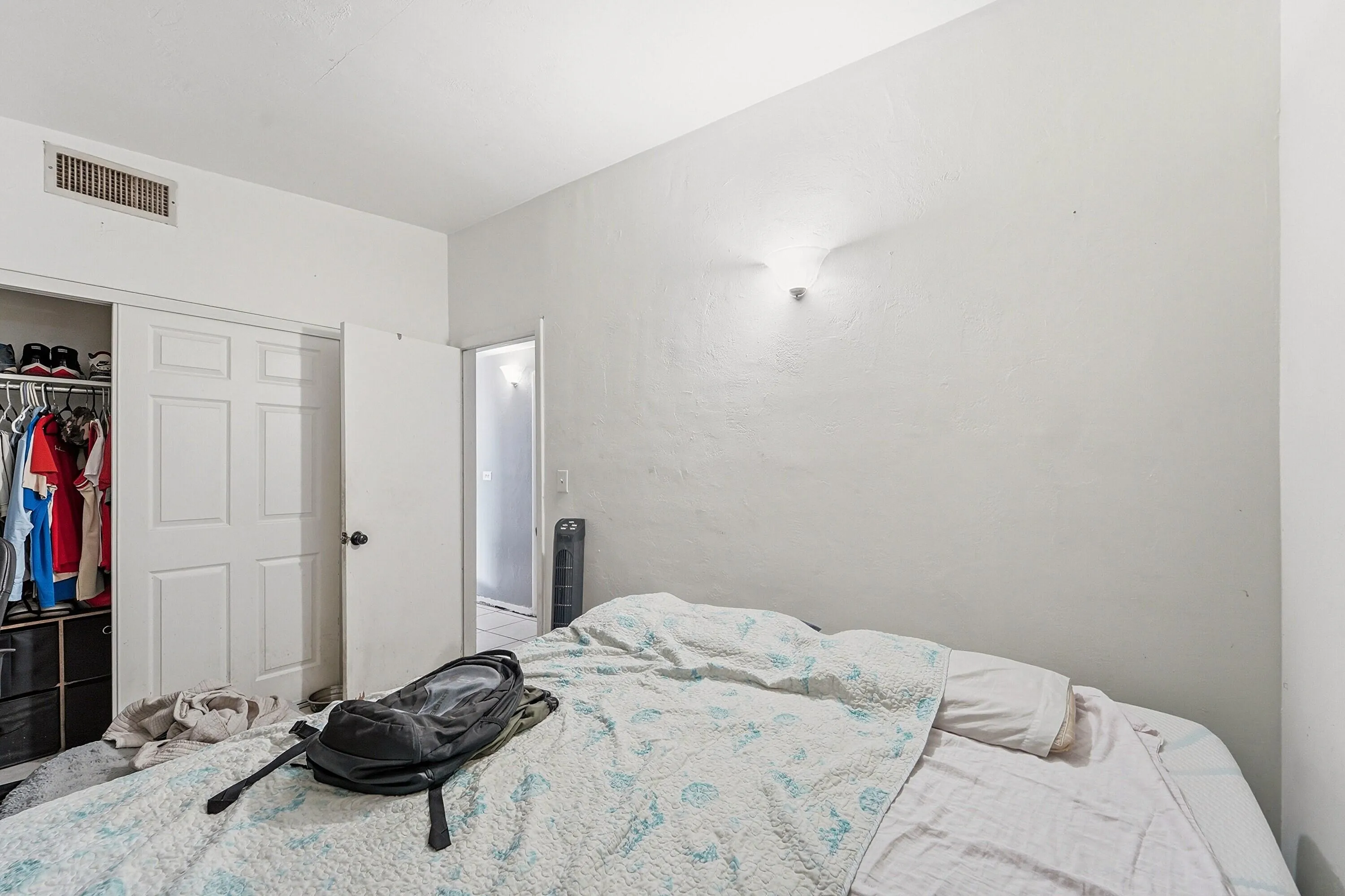 08_bedroom