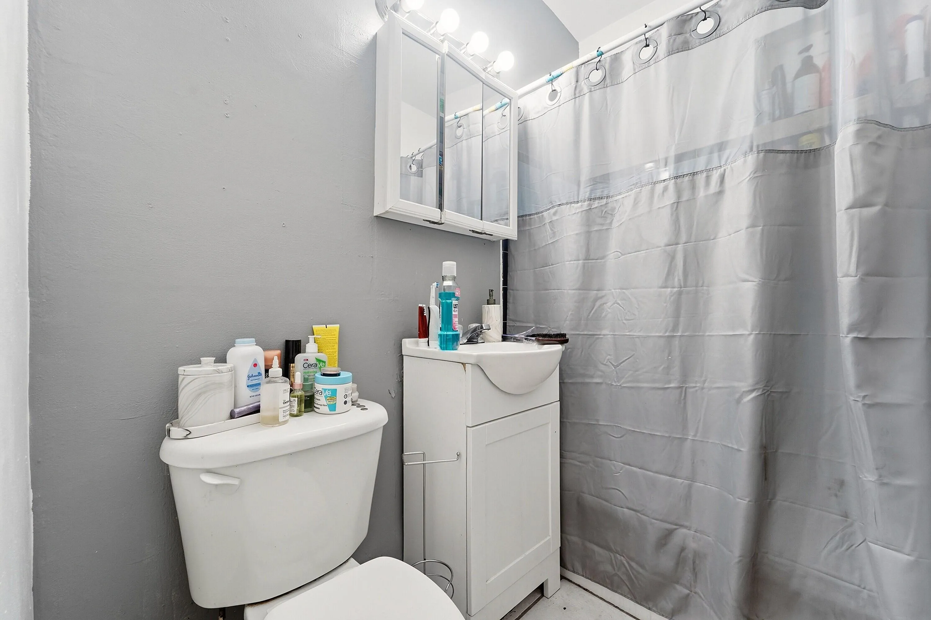 13_bathroom