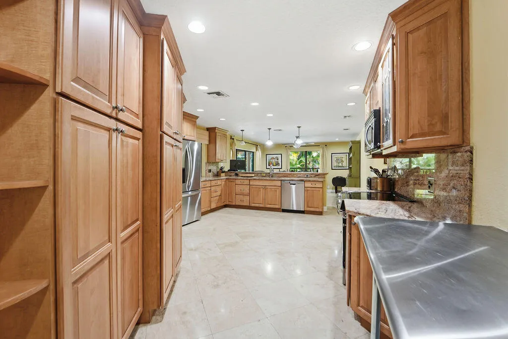Property photo 22