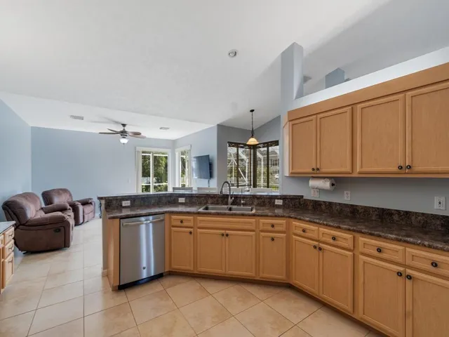 Kitchen/Family Room