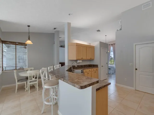 Breakfast / Kitchen